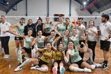 Voleybolda Körfez derbisi Altınoluk’un  Körfezin Sultanları 7’de 7 yaptı  Altınoluk Voleybol kayıpsız devam ediyor