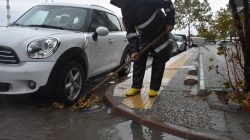 Edremit Belediyesi  7/24 görev başında Edremit Belediyesi şiddetli yağışlara önlem alıyor Edremit Belediyesi yağmur nöbetinde