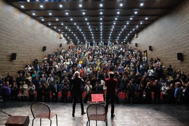 UYGUR KARDEŞLER ALTIEYLÜL’DE 