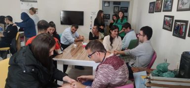 AYVALIK BELEDİYESİ YAŞLI BAKIMEVİ VE ÖZEL ÇOCUKLAR EĞİTİMEVİ’NDE ANLAMLI BİR SOSYAL SORUMLULUK PROJESİ