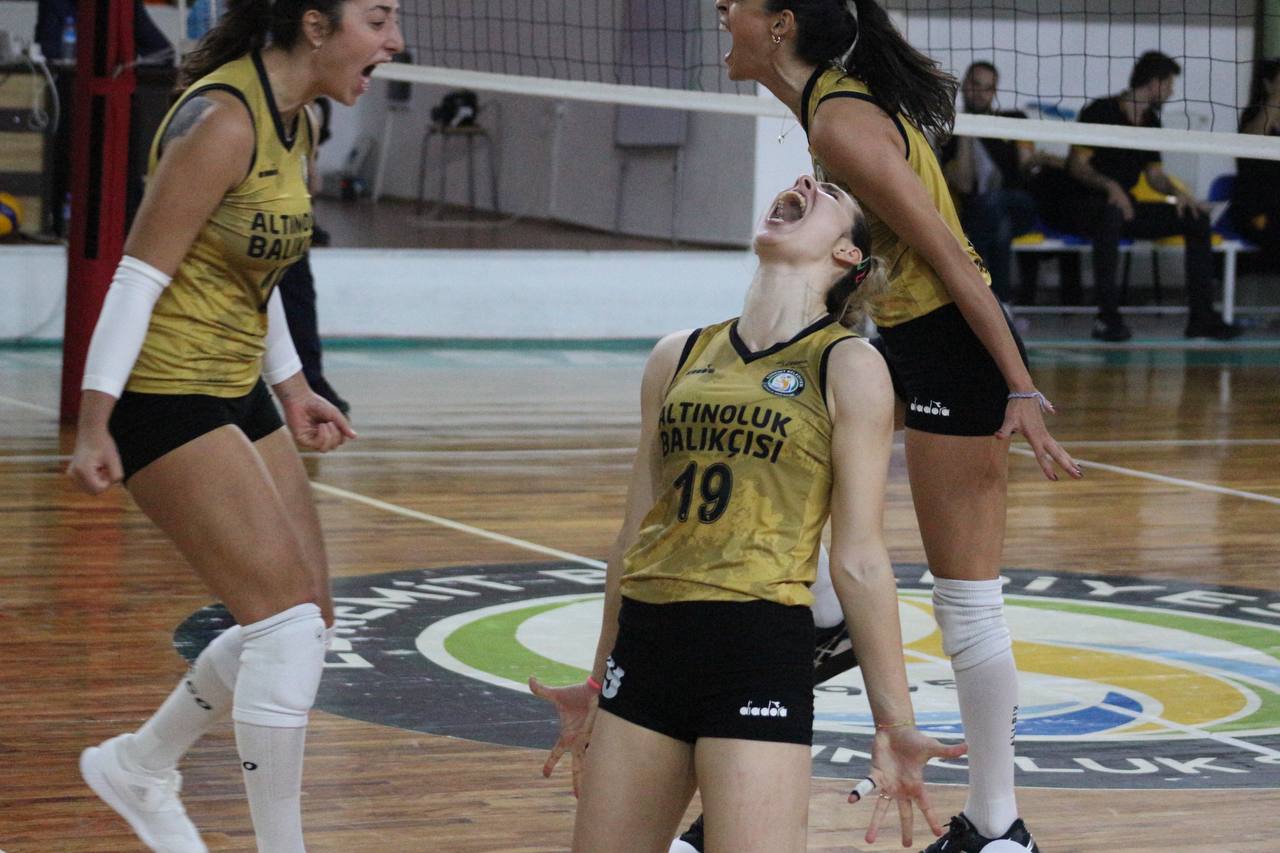 Altınoluk Voleybol (1)