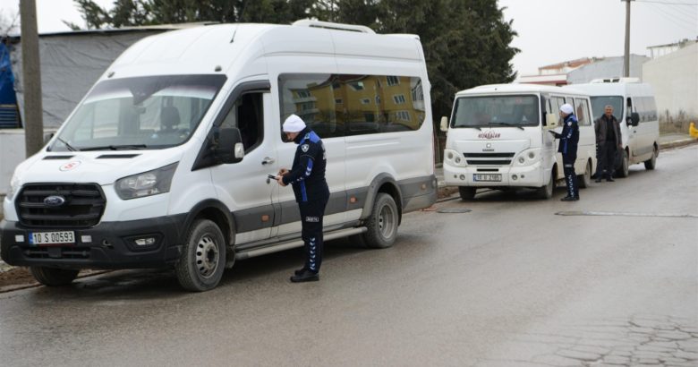  Okul servislerine sıkı denetim