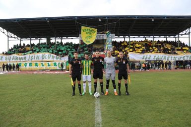 KÖRFEZ DERBİSİNDE KAZANAN BURHANİYE BELEDİYESPOR