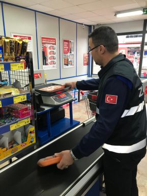 EDREMİT BELEDİYESİ MARKET DENETİMLERİNE DEVAM EDİYOR