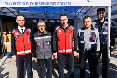 Balıkesir, deprem bölgesinde  ayak basmadık yer bırakmadı