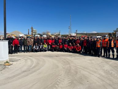 BAŞKAN ORKAN DEPREM BÖLGESİNDE ZİYARETLERİNİ SÜRDÜRDÜ