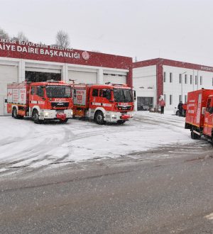 Balıkesir depremin yaralarını sarmak için yola çıktı