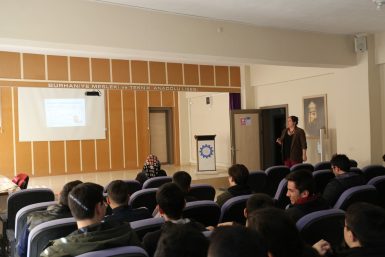 BURHANİYE BELEDİYESİ’NDEN LİSELİ GENÇLERE SEMİNER