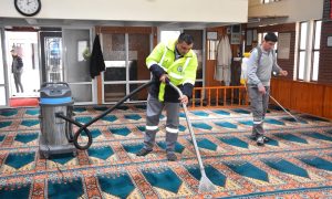 EDREMİT’TE İBADETHANELER RAMAZANA HAZIR