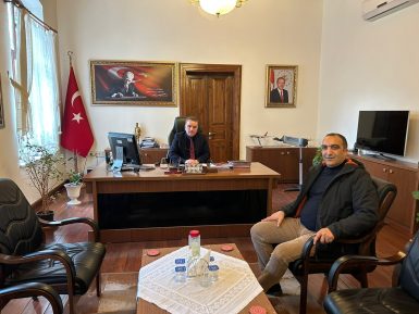 ETO-Edremit Kaymakamlığı İş Birliğiyle Yardımlar Depremzedelere Ulaşıyor