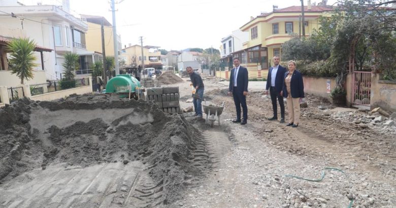  YOL YAPIM ÇALIŞMALARI DEVAM EDİYOR