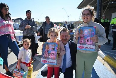 Başkan Yılmaz’dan muhteşem 23 Nisan Korteji