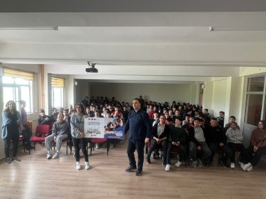 KARESİ EURODESK’TEN GENÇLERE AVRUPAYI KEŞFET PROGRAMI