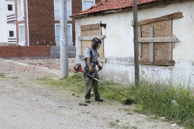 TIRPAN VE TEMİZLİK ÇALIŞMALARI SÜRÜYOR