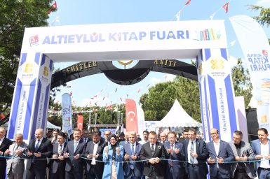 3’ÜNCÜ ALTIEYLÜL KİTAP FUARI BAŞLADI