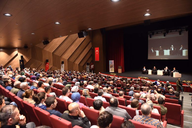 BAYRAKÇI 2. TUR ANKET SONUÇLARINI ALTIEYLÜL’DE AÇIKLADI (3)