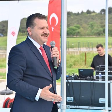 Toprağımıza sahip çıkıyoruz