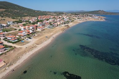 CUNDA ARKA DENİZ İŞ MAKİNELERİYLE BAŞTAN SONA TEMİZLENDİ