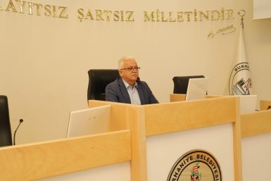 BAŞKAN DEVECİLER PERSONELLE BAYRAMLAŞTI