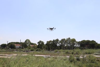 BURHANİYE’DE SİNEKLE MÜCADELEDE YENİ ÇÖZÜM