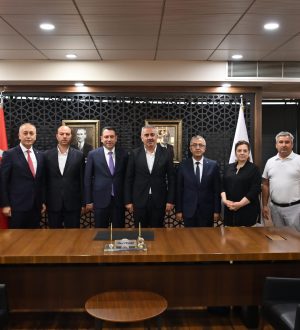Büyükşehir de işçi enflasyona ezdirilmedi