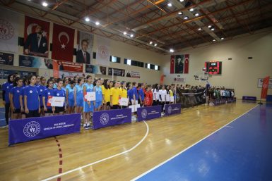 YILDIZLAR LİGİ ÇEYREK FİNAL HEYECANI BURHANİYE’DE YAŞANIYOR.