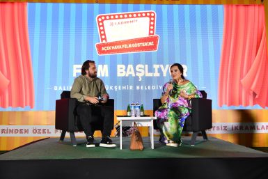 Türkan Şoray Balıkesirlilerle buluştu