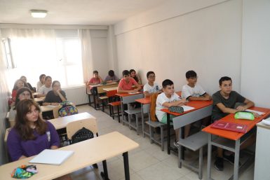 GENÇLER LİSE VE ÜNİVERSİTE’YE BURSEM İLE HAZIRLANIYOR!