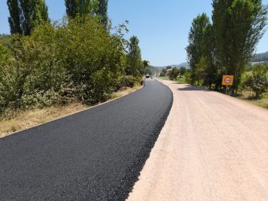Büyükşehir den Sındırgı ya jilet gibi asfalt