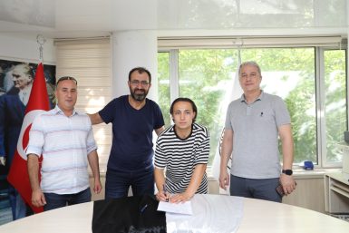 BURHANİYE BELEDİYESPOR’DAN ORTA SAHAYA HAMLE