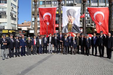 19 Eylül Gaziler Günü Edremit’te Düzenlenen Törenlerle Kutlandı.