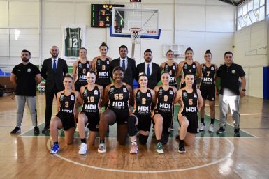 Gürespor farklı başladı