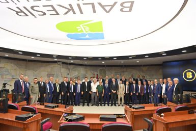 Ahiler Büyükşehir i ziyaret etti