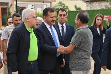 Burhaniye ye Büyükşehir eli