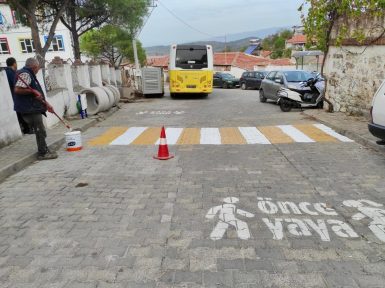 BURHANİYE’NİN HER MAHALLESİNDE “ÖNCE YAYA”