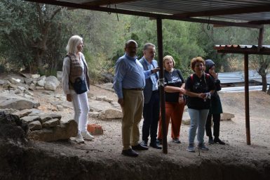 VALİ USTAOĞLU,  ANTANDROS ANTİK KENTİ KAZI ALANINI ZİYARET ETTİ