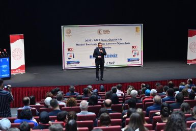 Üniversite sınavı ücretleri Başkan Yücel Yılmaz dan