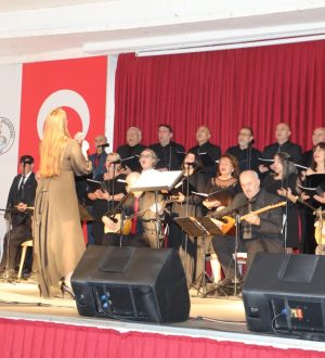 BURHANİYE 19. HASAT FESTİVALİ TÜRKÜLERLE SONA ERDİ