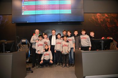 BAŞKAN ORKAN GENÇLERLE BİRARAYA GELDİ