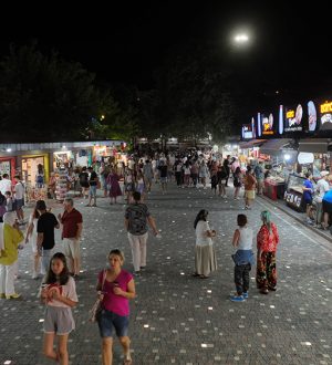 BURHANİYE TURİZMİN GÖZ BEBEĞİ OLDU