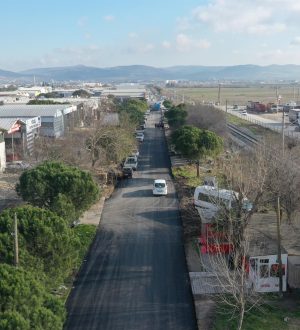 Büyükşehir Küçük Sanayi Sitesi nin yollarını yeniliyor