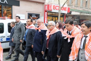 5. EDREMİT ZEYTİN HASAT SONU MECİ ŞENLİĞİ YAPILDI