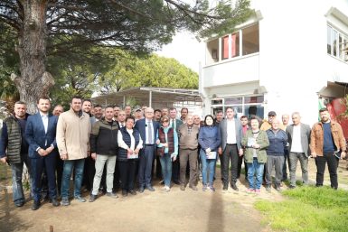 Başkan Deveciler, Ali Çetinkaya Mahallesi’nde Vatandaşlarla Buluştu