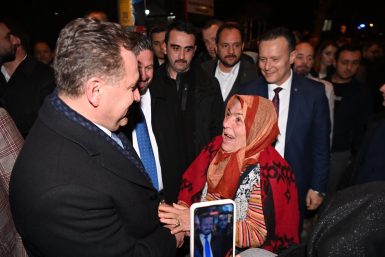 Has Romanlar Has Başkanların yanında