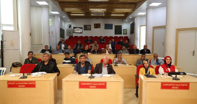  Burhaniye Belediye Başkan Yardımcıları Muhtarlar İle Buluştu
