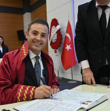 Başkan Ahmet Akın ilk nikahta sözünü tuttu