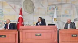 BAŞKAN AHMET AKIN YÖNETİCİLERLE İLK TOPLANTISINI YAPTI