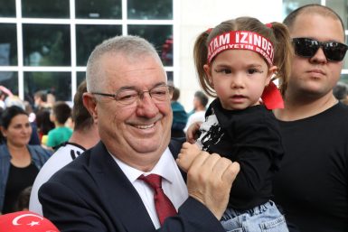 Edremit Belediyesi’nden çocuk şenliği