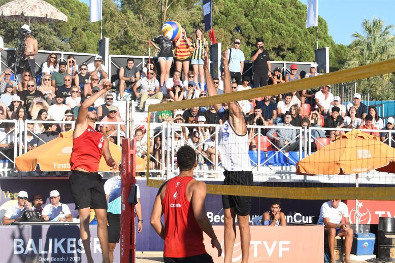 Balikesir sahillerinde, plaj voleybolu rüzgâri esecek (2)