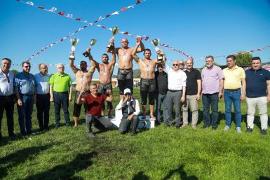 BURHANİYE’DE ATA SPOR RÜZGARI